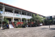 Daya Tampung SMP Negeri...