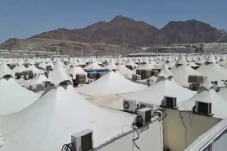 Khutbah Arafah Akan...