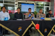Bikin Konten Hadang...