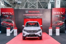 Beli Mobil Bensin Mau...