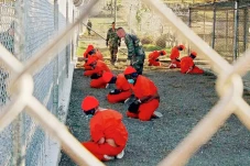PBB: Tahanan Guantanamo...