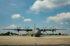 3 Fakta Pesawat C-130J...