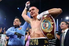 Tim Tszyu: Canelo Tundukkan...