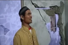 Gempa Bantul Bikin Warga...