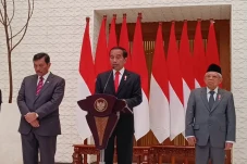 Presiden Jokowi Minta...