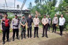 Polisi Buru Pelaku Tawuran...