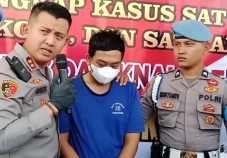 Bejat! Ini Tampang Guru...