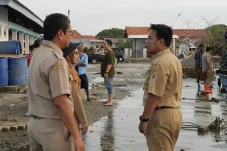 Abrasi Tenggelamkan...