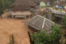 Viral! Rumah Warga Ogan...