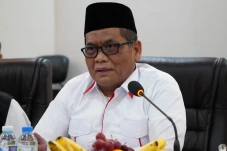 Anggota Amirul Hajj:...