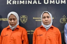 Geledah Apartemen si...