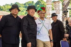 Tinjau Persiapan Papua...