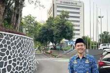 Resmi Jadi PNS, Fajar...