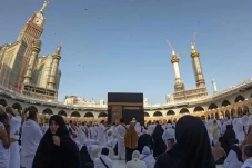 Hari Ini 6.592 Jemaah...