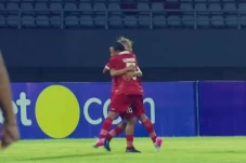Kemenangan 7-0 atas...