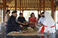 Pertukaran Budaya Indonesia-Qatar,...