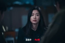 5 Artis Korea Ini Awalnya...