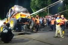 Memilukan, 2 Penumpang...