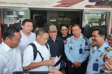 CMB Berakhir, Anas Urbaningrum...