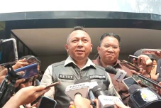 Kasus BAKTI Kominfo,...