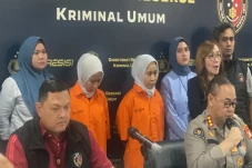 Polisi Sita 2 Tas Mewah...