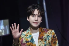 7 Artis Korea Ini Terkenal...