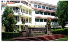 5 Kampus dengan Fakultas...