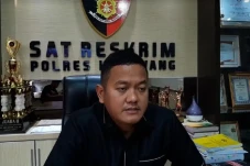 Buru Pelaku Penyiram...