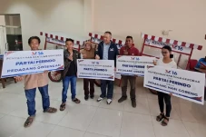 Bantuan Gerobak Gratis,...