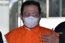 Kasus Suap Hasbi Hasan...