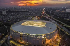 Polemik Stadion JIS,...