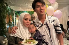 Didoakan oleh Lesti...
