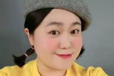 Komedian Korea Lee Ji...