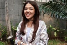 Baru Sebulan Nikah,...