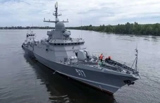 Rusia Operasikan Kapal...