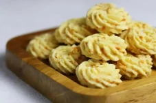 5 Kue Tinggi Kolesterol,...
