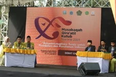 Debat Qanun di Pesantren...