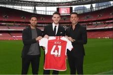 Ada Peran Ian Wright...