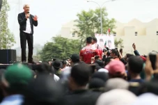 Kumpul Bersama Ribuan...