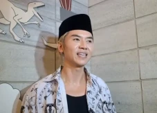 Alasan Rafael Tan Masih...