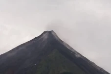 Kawah Gunung Karangetang...