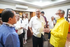 Dewan Etik Golkar Panggil...