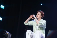 Gelar Fan Meeting di...