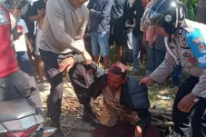 Bejat! Pria Lombok Ini...