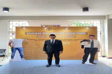 Raih Gelar Doktor, Komisaris...