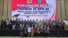 Komisi IX DPR RI Pastikan...