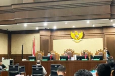 Sidang Kasus Korupsi...