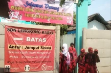 Orang Tua Murid Kaget...