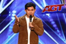 Cakra Khan Dapat 4 Standing...