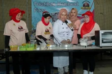 Latih Kemandirian Kaum...